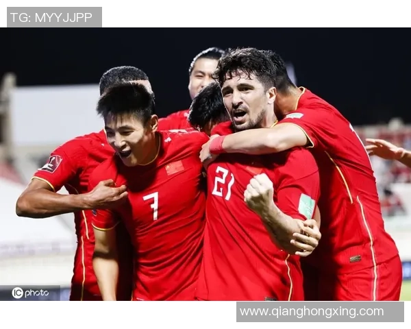 诺丁汉足球传奇再现锋芒带领球队迎接新纪元的崭新挑战